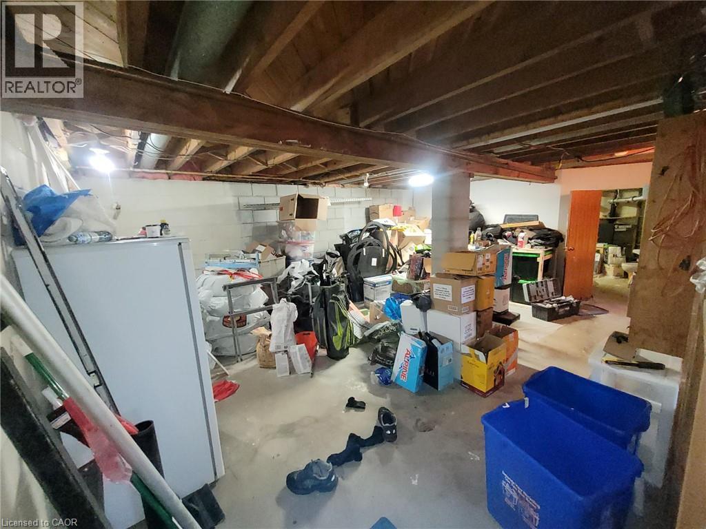 879 West 5th Street Property Photo 30