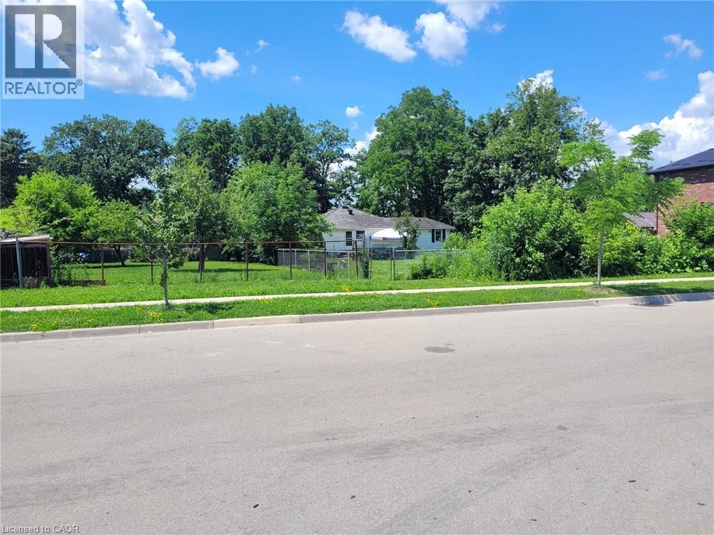 879 West 5th Street Property Photo 40