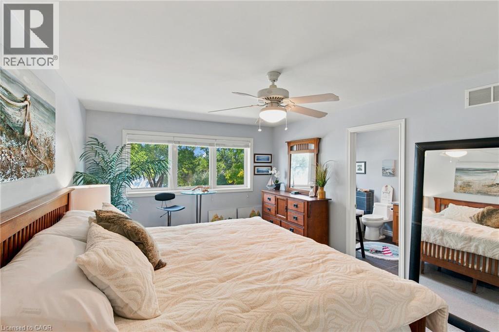 1069 Beach Boulevard Property Photo 12