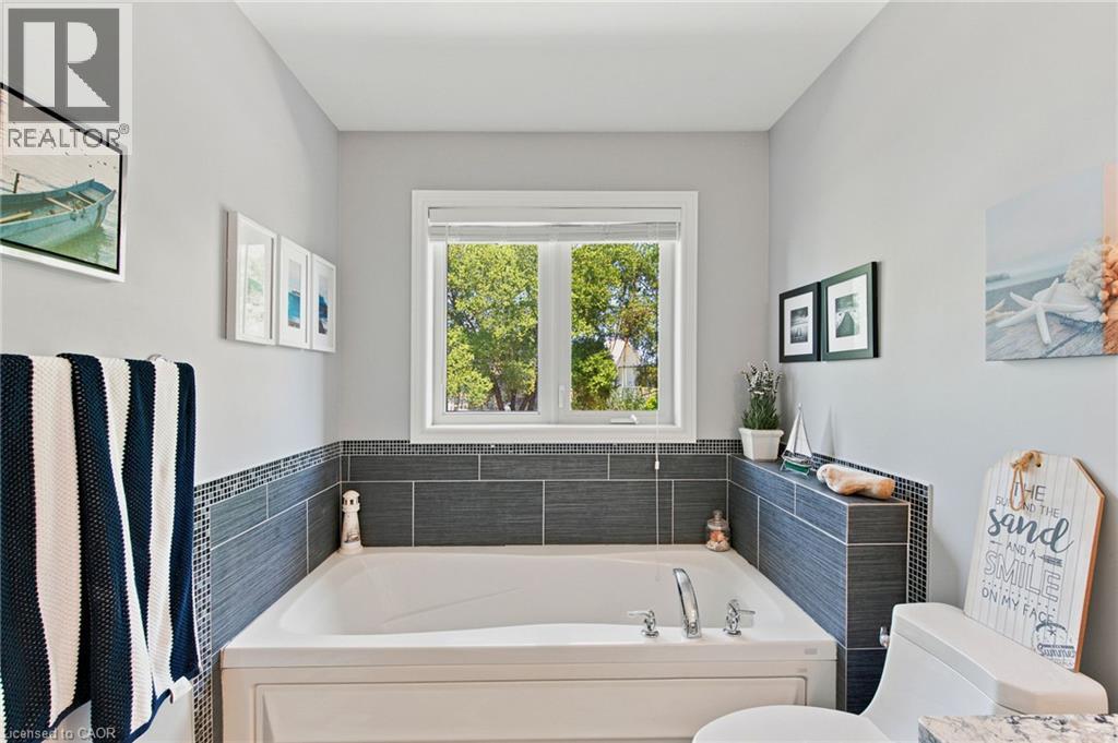 1069 Beach Boulevard Property Photo 14