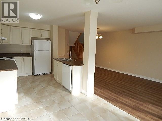 19 Charleswood Crescent Property Photo 5
