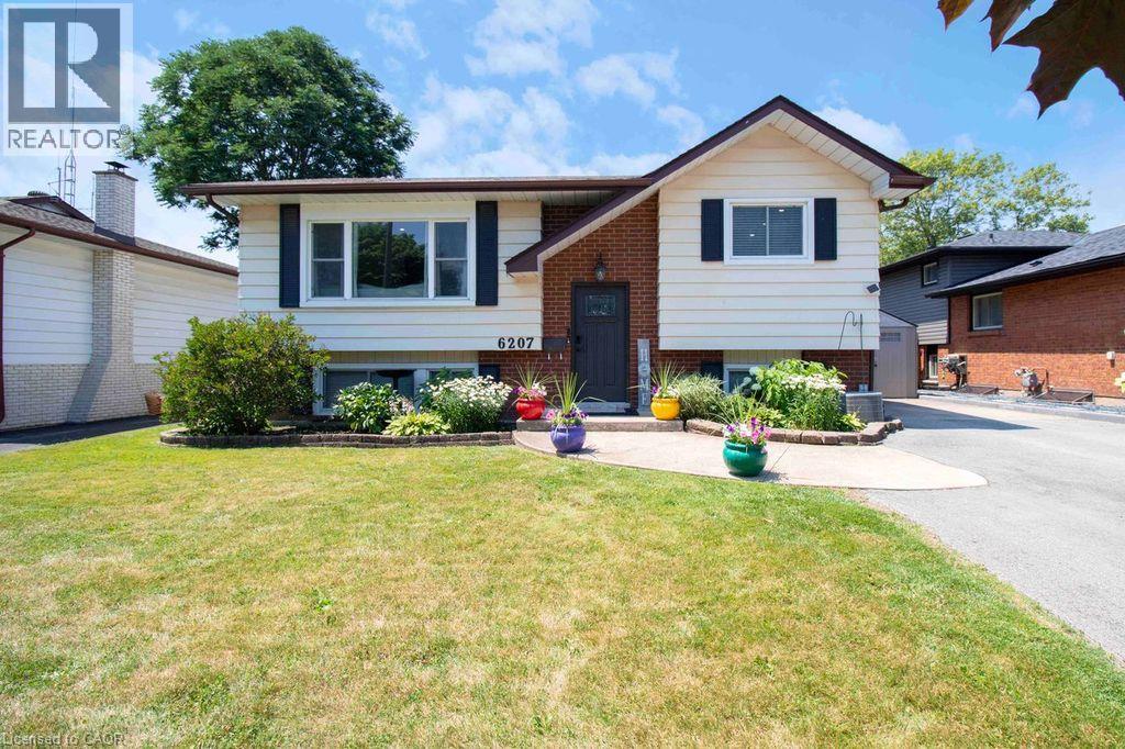 6207 Kirkland Drive Photo de la propriété 1