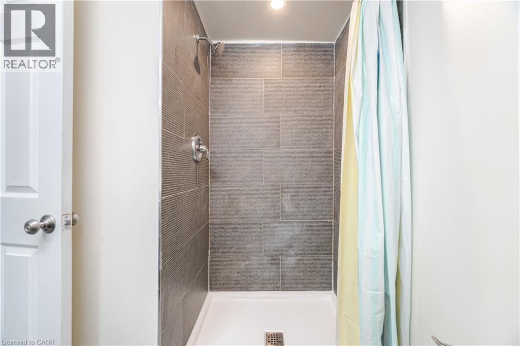 297 Mohawk Road W Property Photo 30