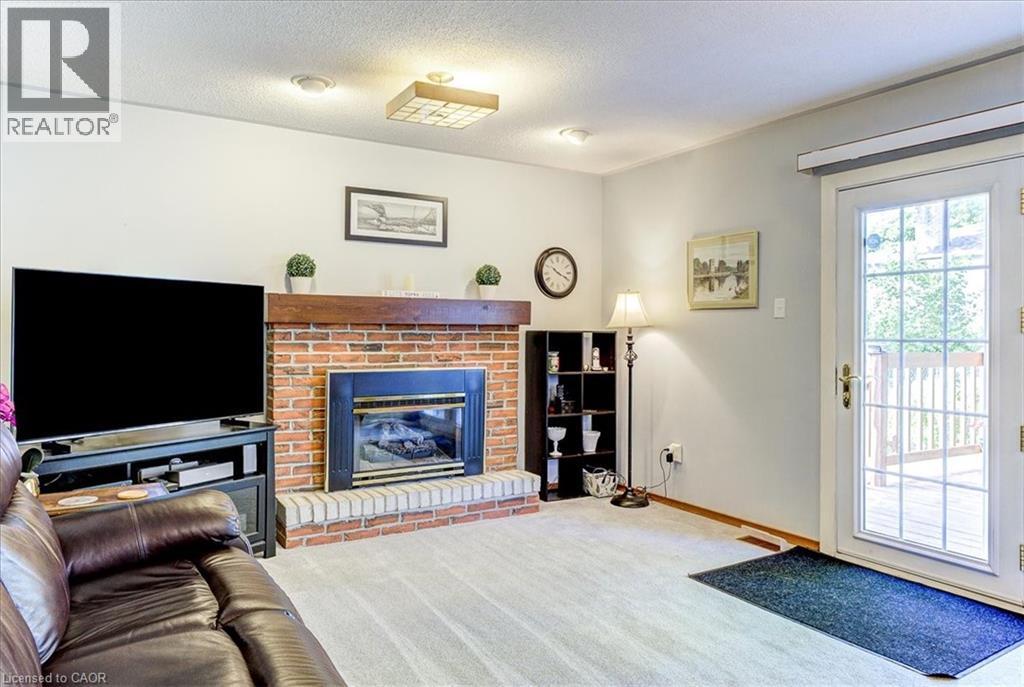 12 Miller Crescent Property Photo 8