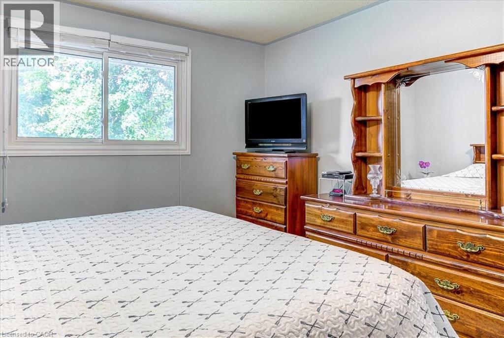 12 Miller Crescent Property Photo 24