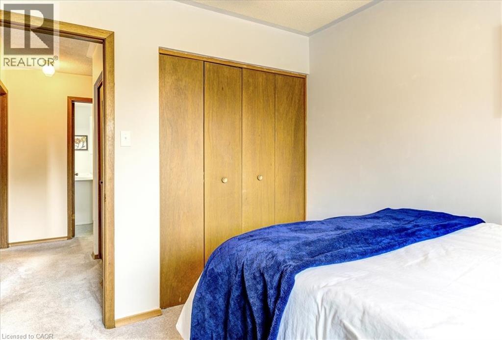 12 Miller Crescent Property Photo 28