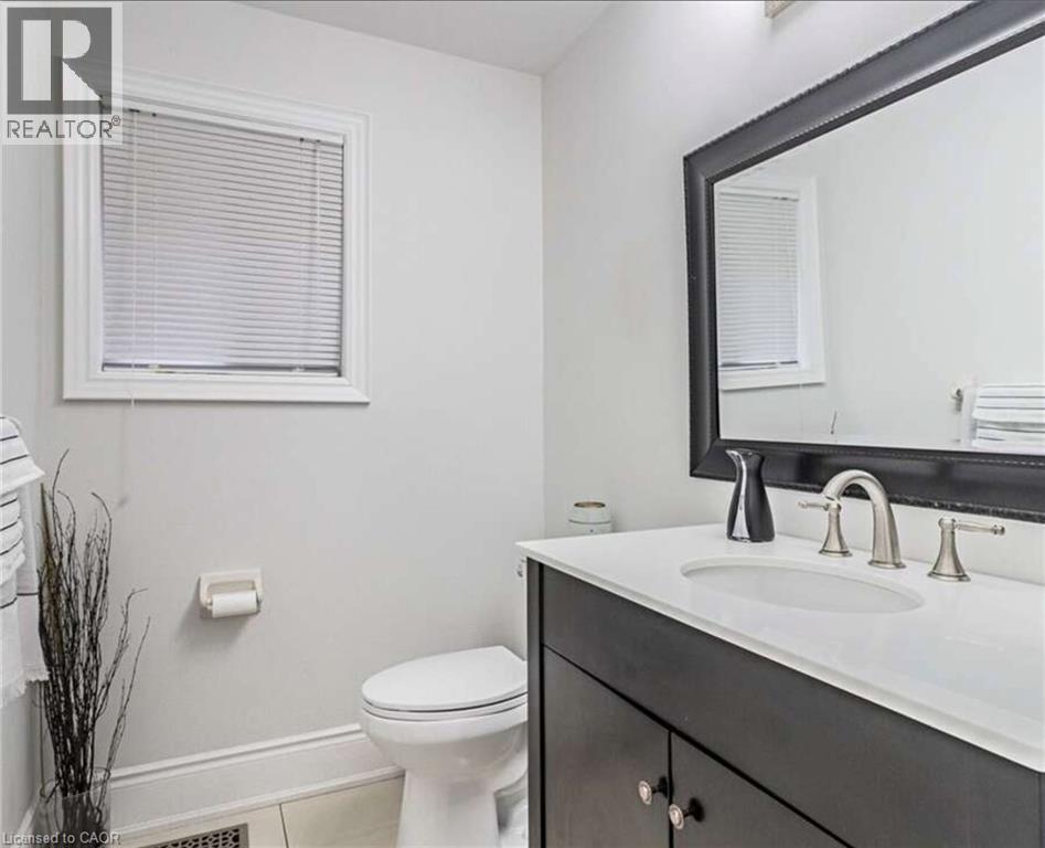 3562 Aquinas Avenue Property Photo 3