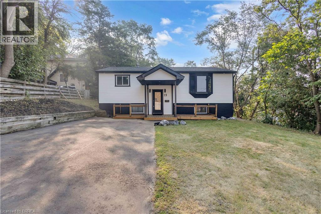 19 Broad Street Property Photo 1