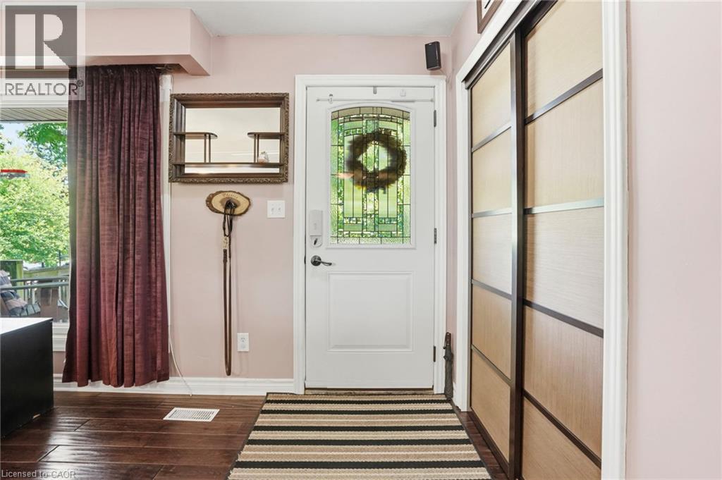 25 Saveryn Road Property Photo 6