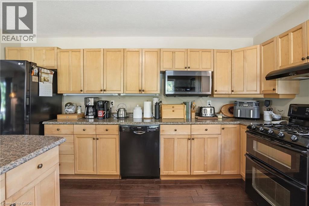 25 Saveryn Road Property Photo 14