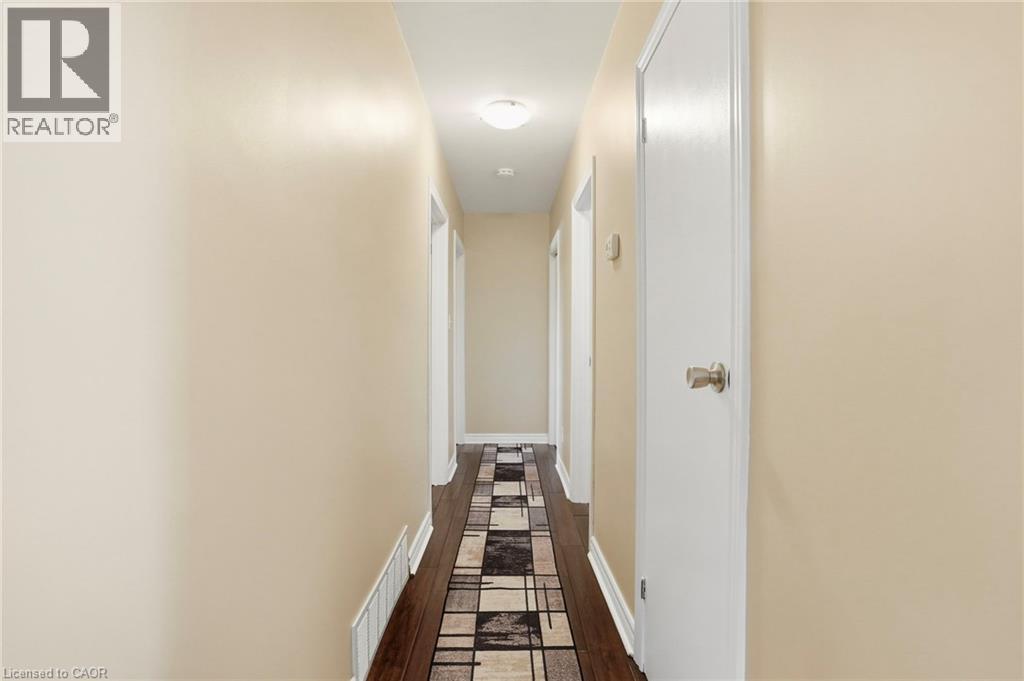 25 Saveryn Road Property Photo 16