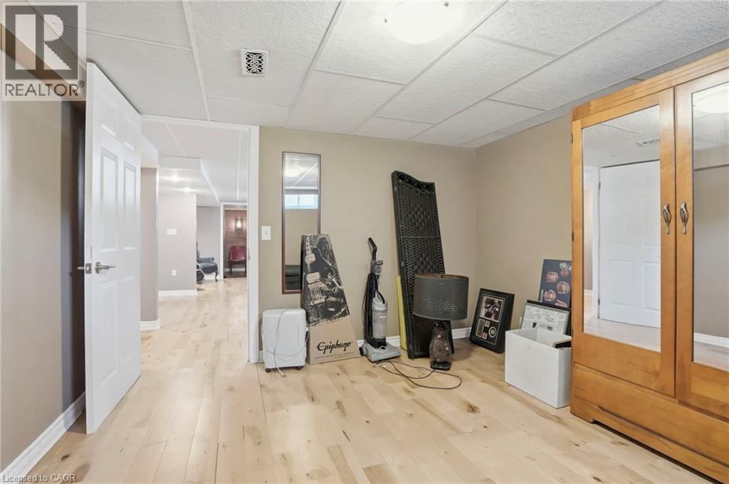 25 Saveryn Road Property Photo 33