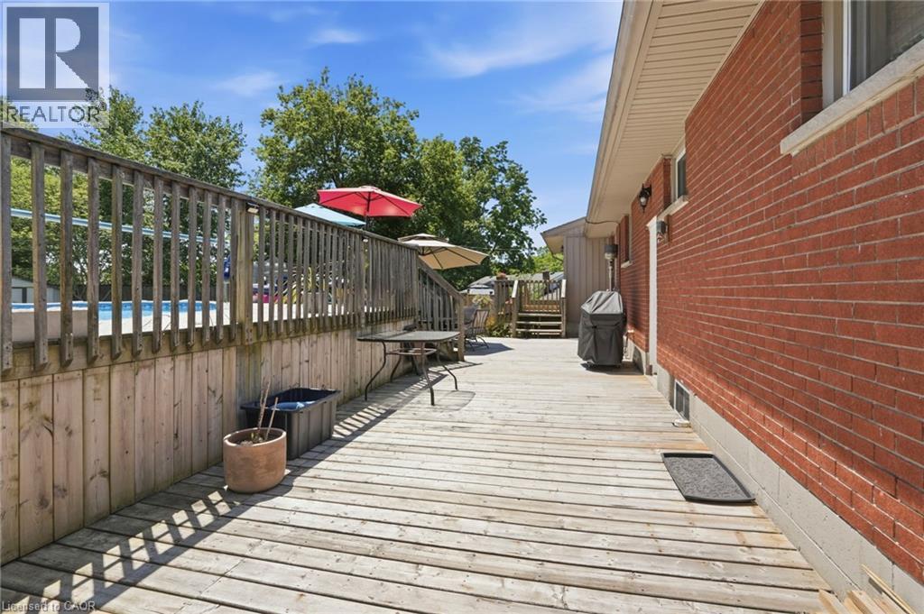 25 Saveryn Road Property Photo 44