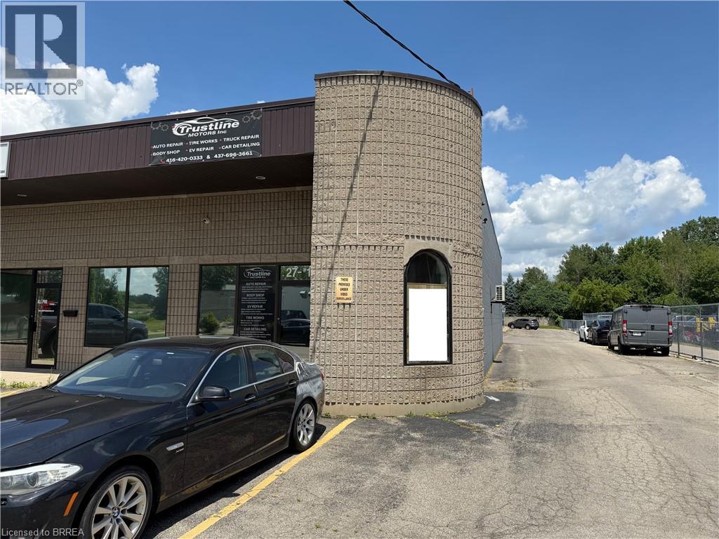27 Copernicus Boulevard Unit# 1 Property Photo 1