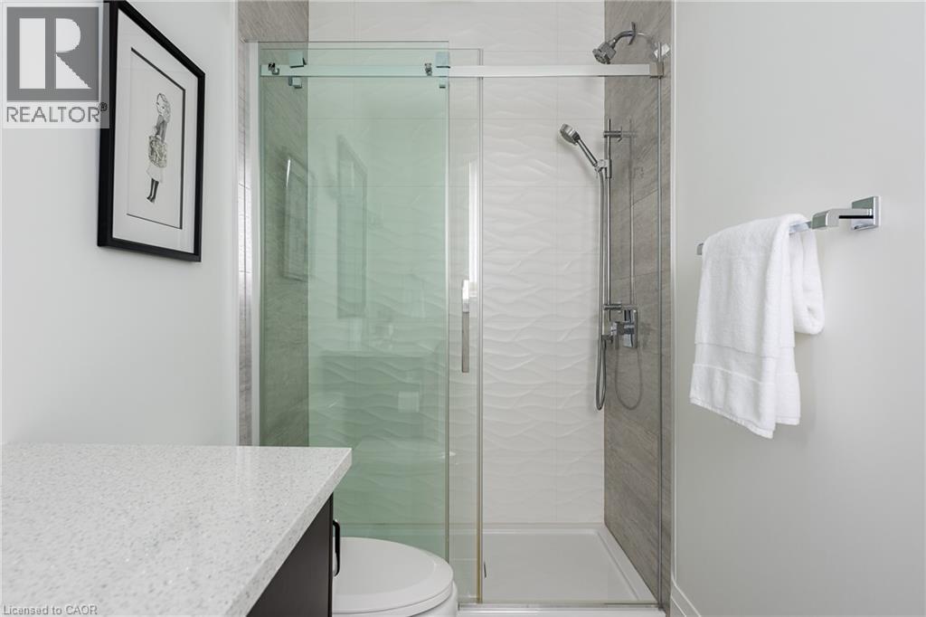 2458 Meadowood Crescent Property Photo 27