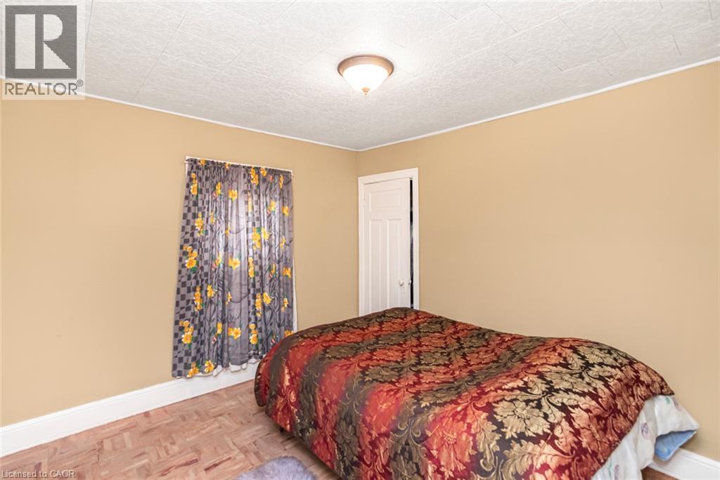 44 Arthur Avenue N Property Photo 15