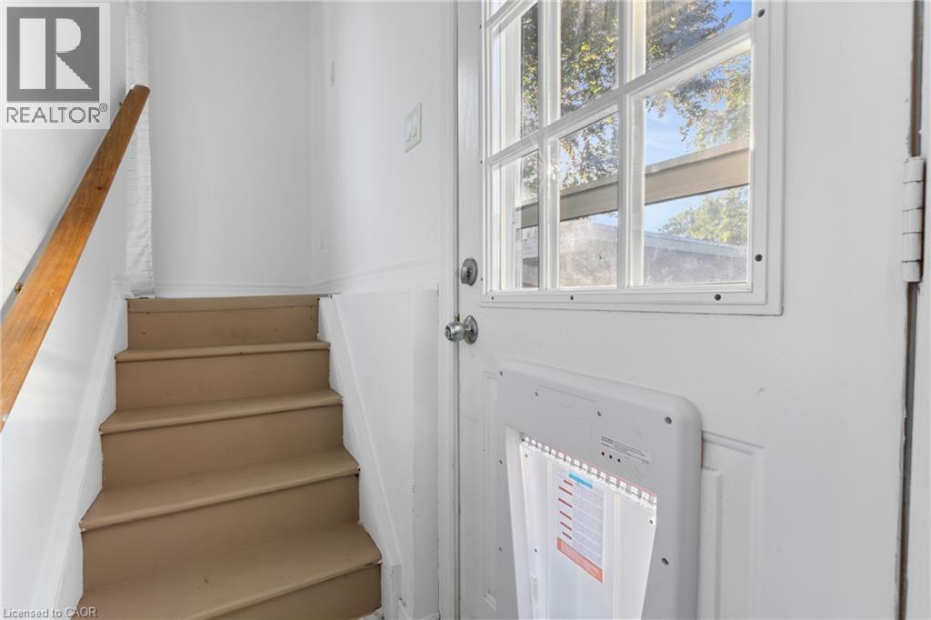 93 Sherwood Avenue Property Photo 24