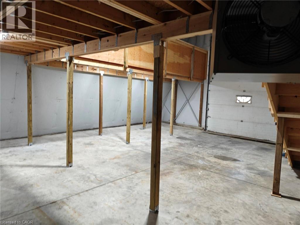 601 Lancaster Street W Unit# Quonset Property Photo 7