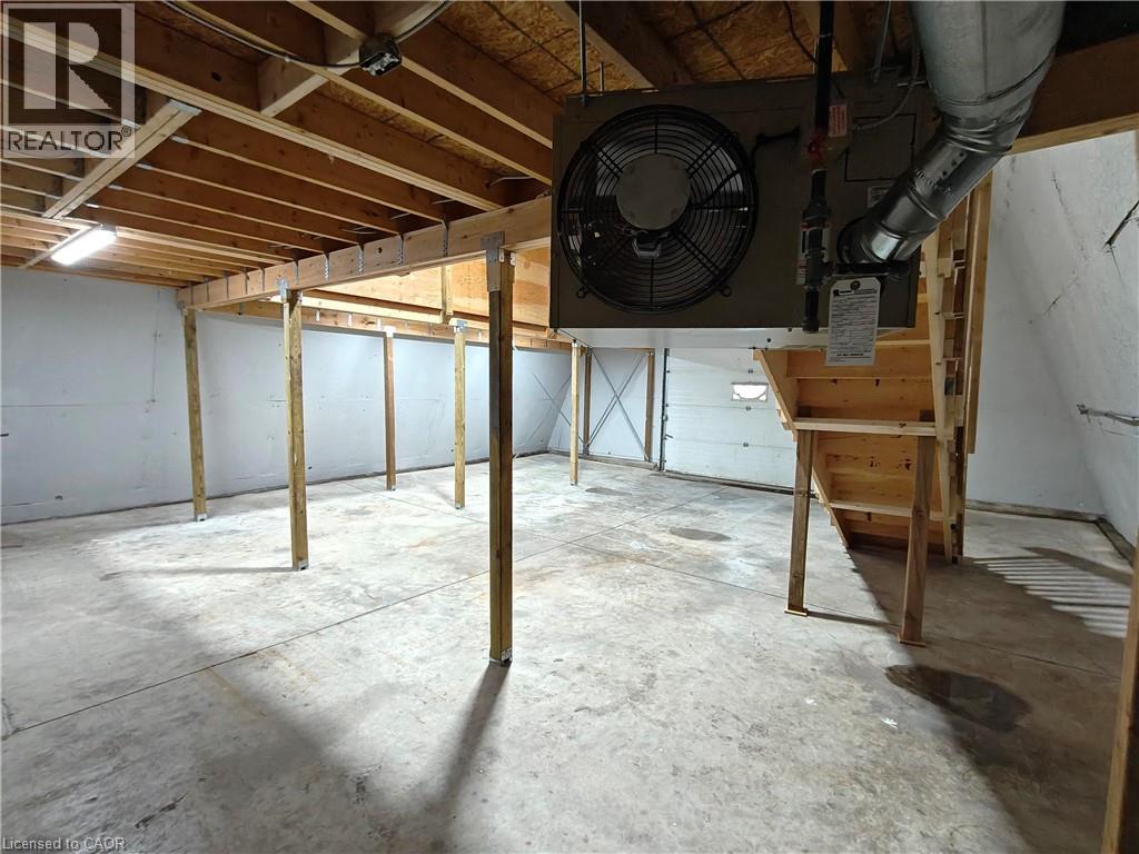 601 Lancaster Street W Unit# Quonset Property Photo 8