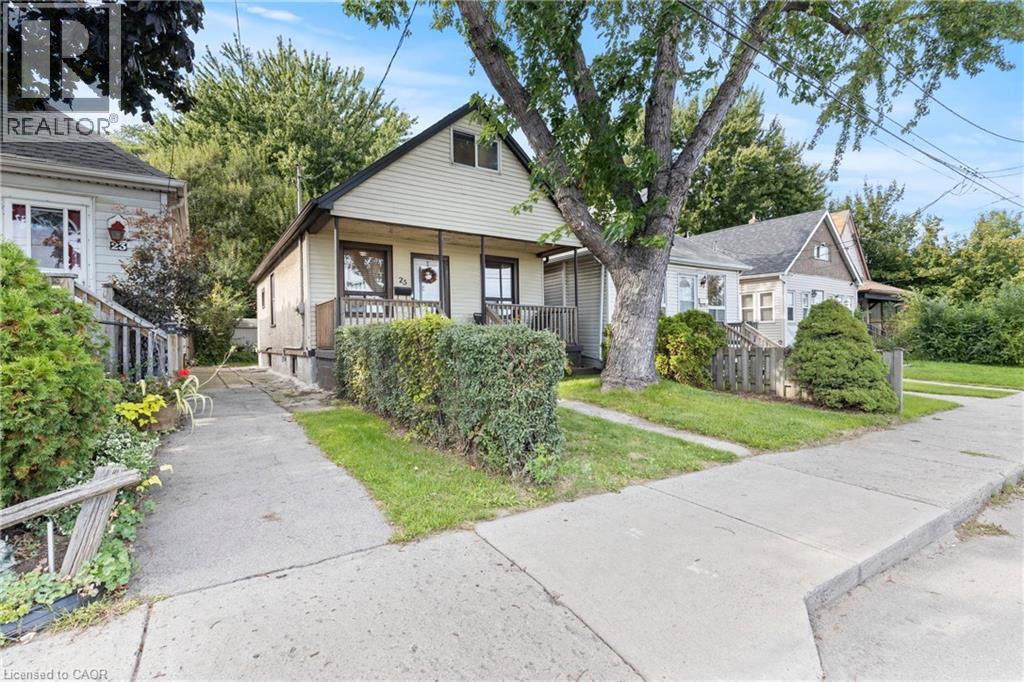 25 Mckinstry Street Property Photo 3
