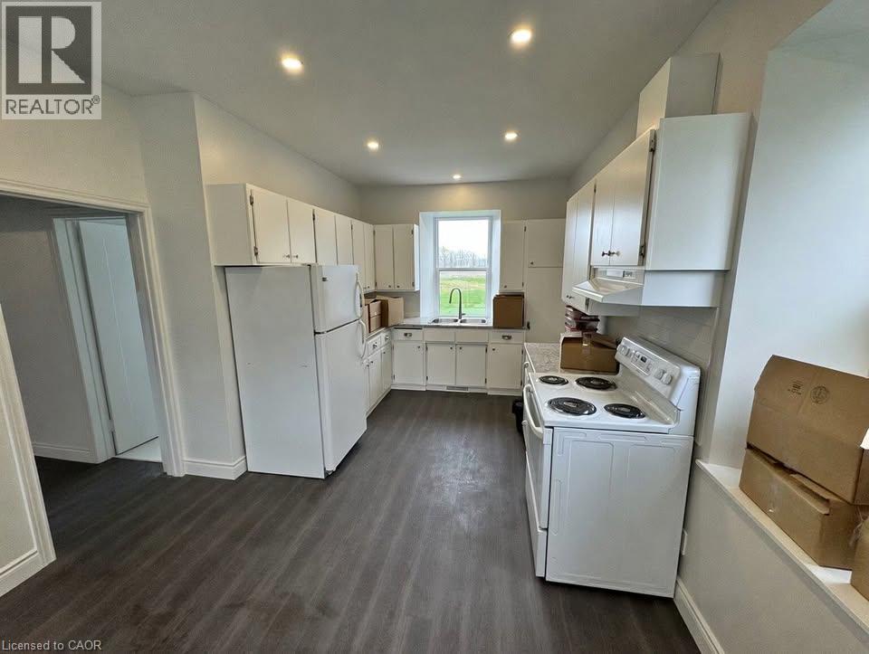 936810 Blenheim Road Unit# B Property Photo 1