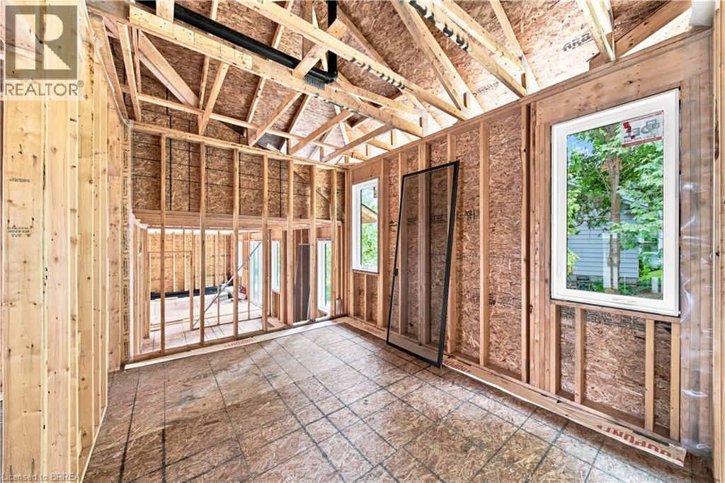 63 Laurel Street Property Photo 12