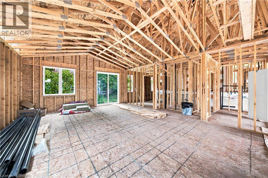 63 Laurel Street Property Photo 14
