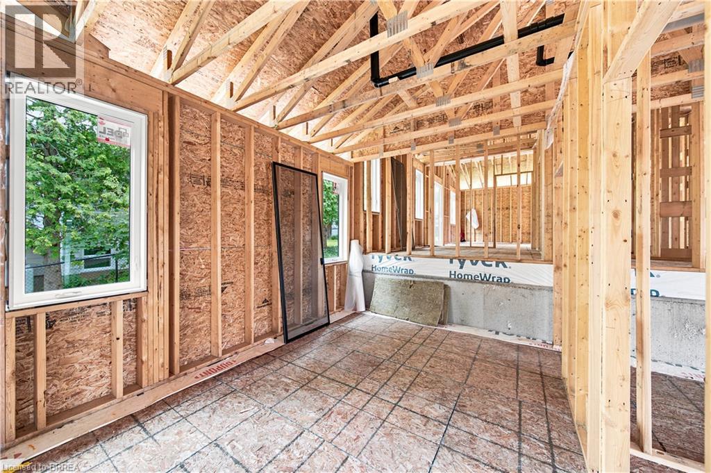 63 Laurel Street Property Photo 15