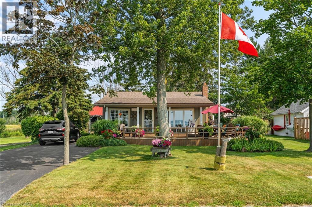 2387 Lakeshore Road Property Photo 3