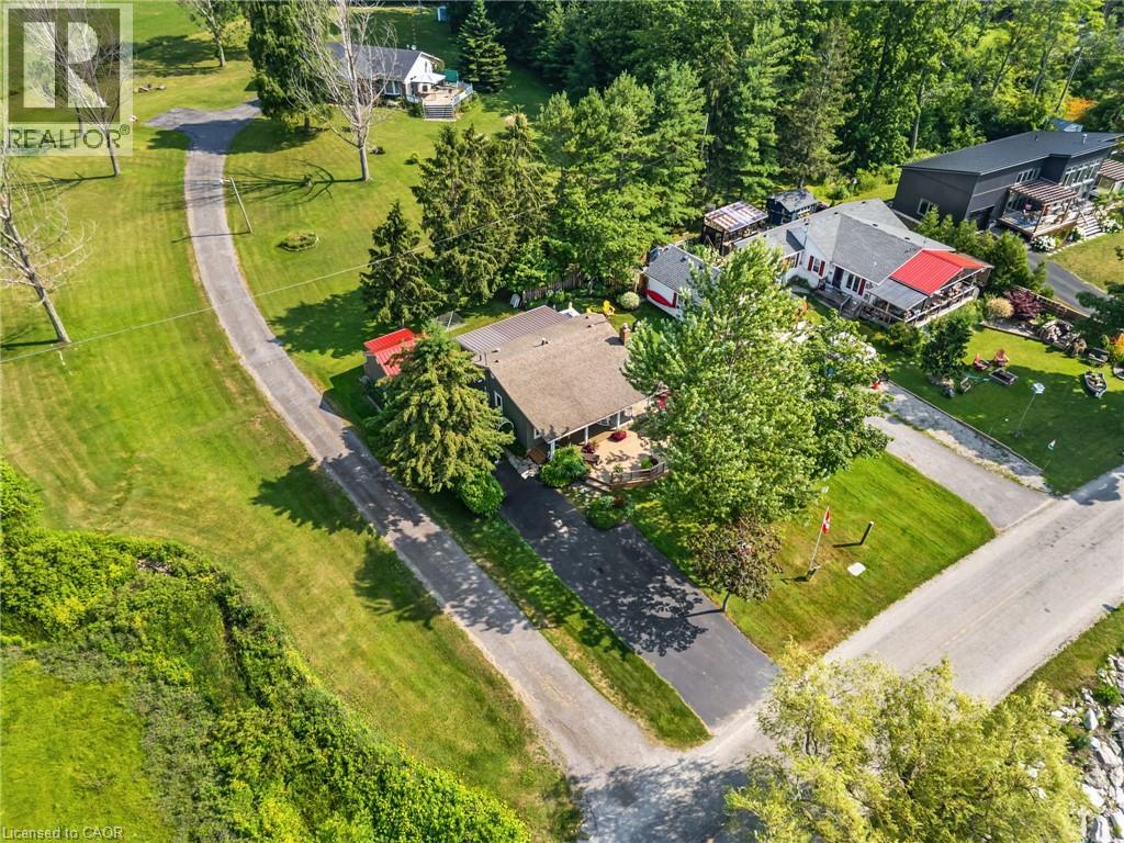 2387 Lakeshore Road Property Photo 7