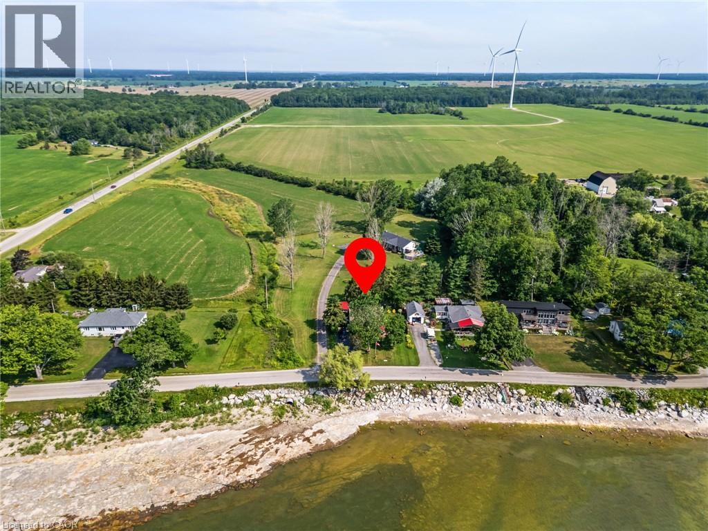 2387 Lakeshore Road Property Photo 9