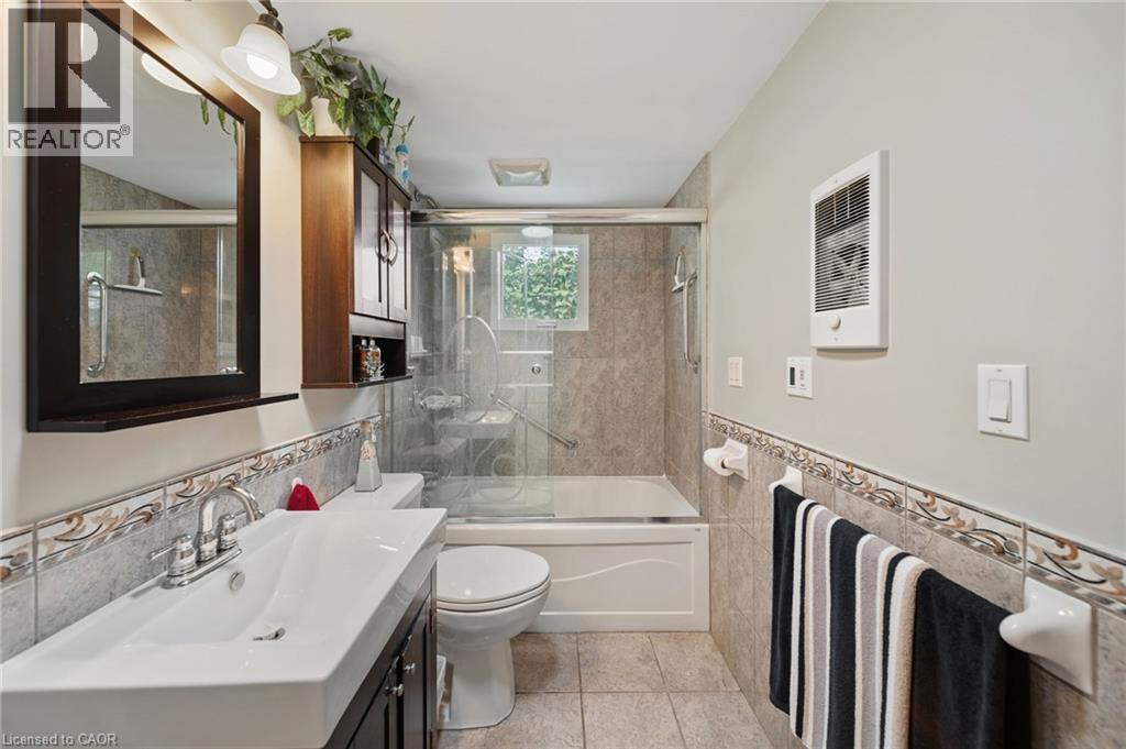 2387 Lakeshore Road Property Photo 28