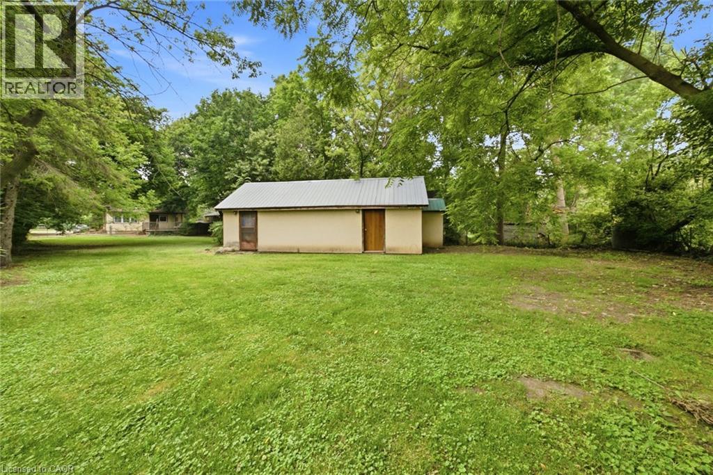 211 Canborough Street Property Photo 26