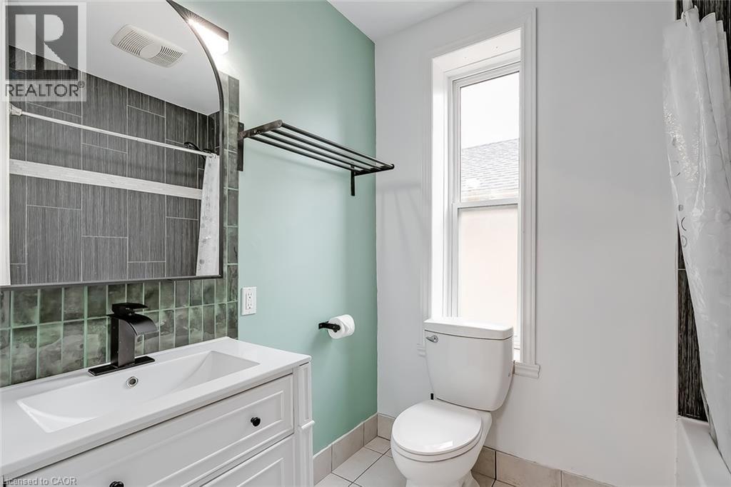 87 Colbourne Street Unit# 2 Property Photo 21