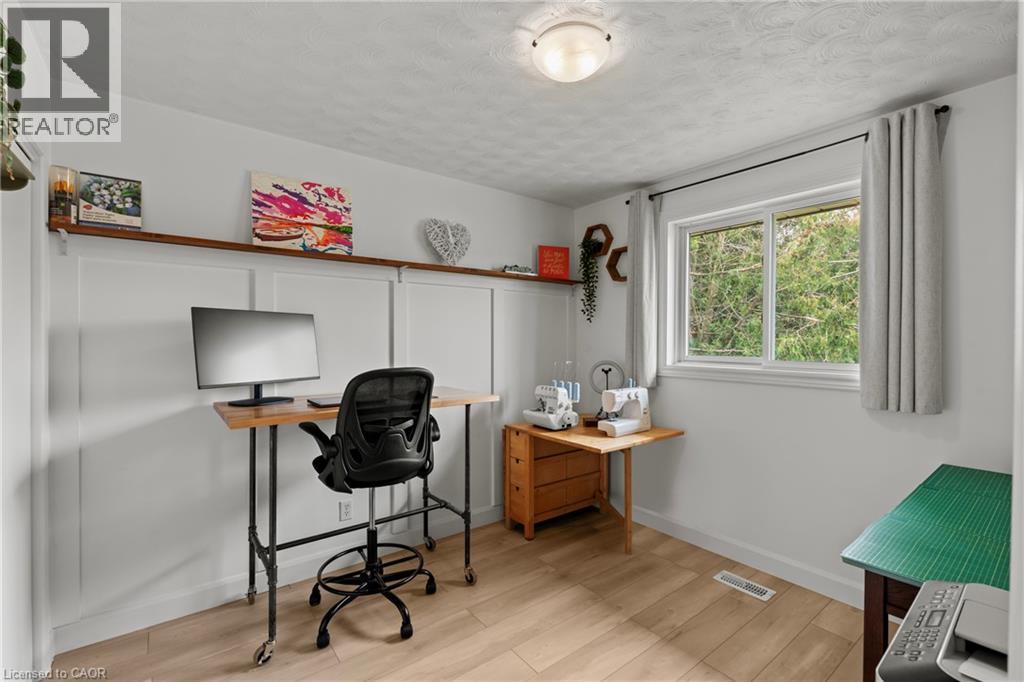 187 Dufferin Street Property Photo 14