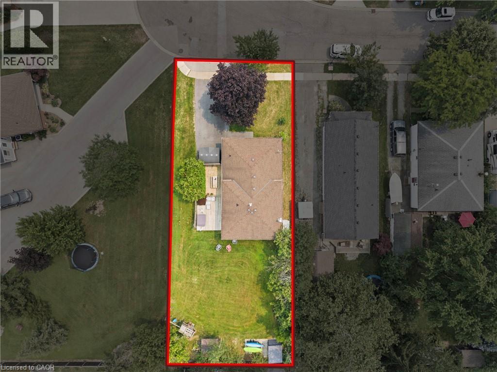 187 Dufferin Street Property Photo 32