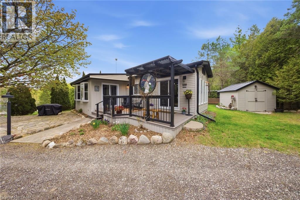 230 Mountain Ash Road Photo de la propriété 1