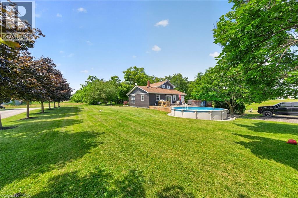 967 4th Line Property Photo 44