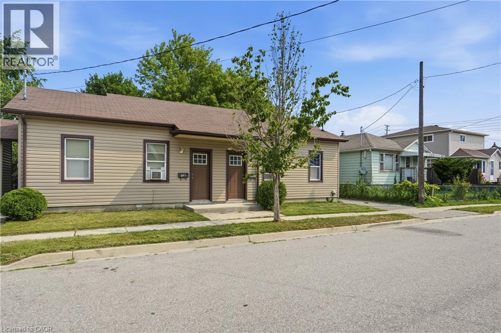 102 (a-c) Sarah Street Property Photo 6