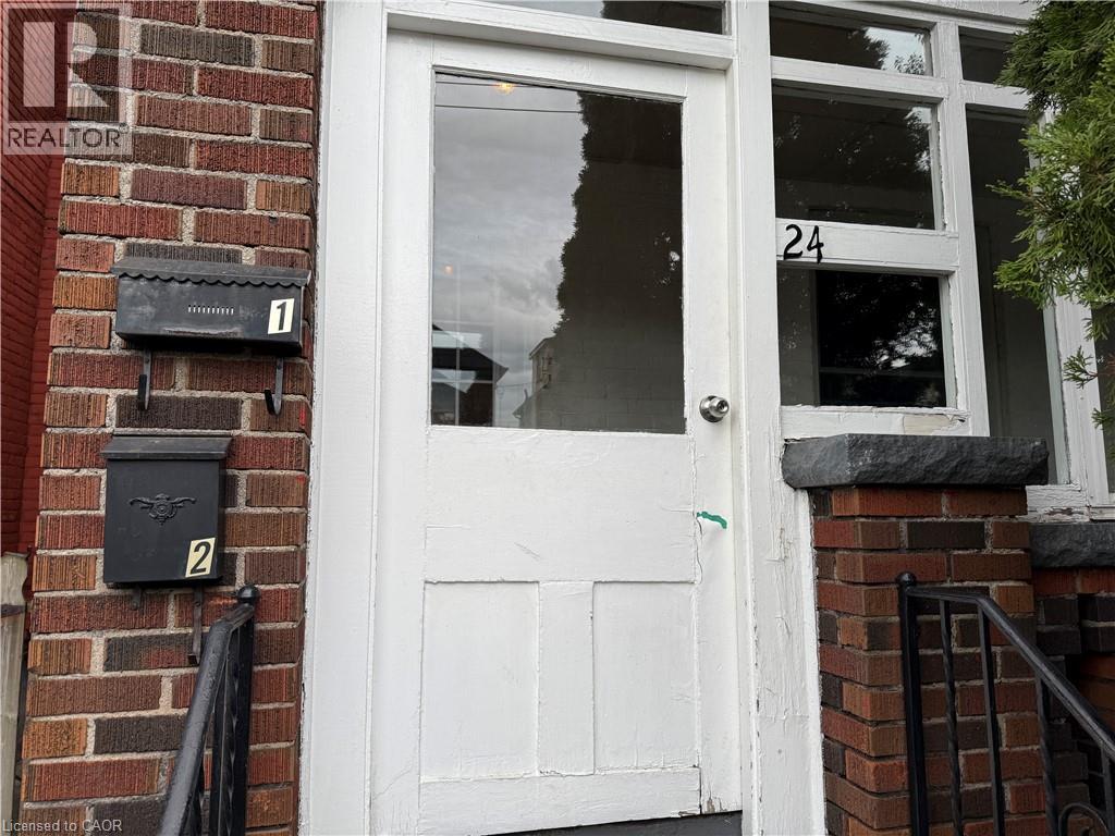 24 Somerset Avenue Property Photo 3