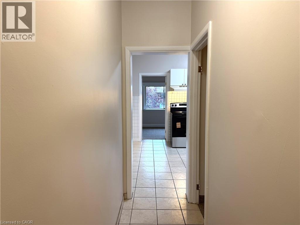 24 Somerset Avenue Property Photo 6