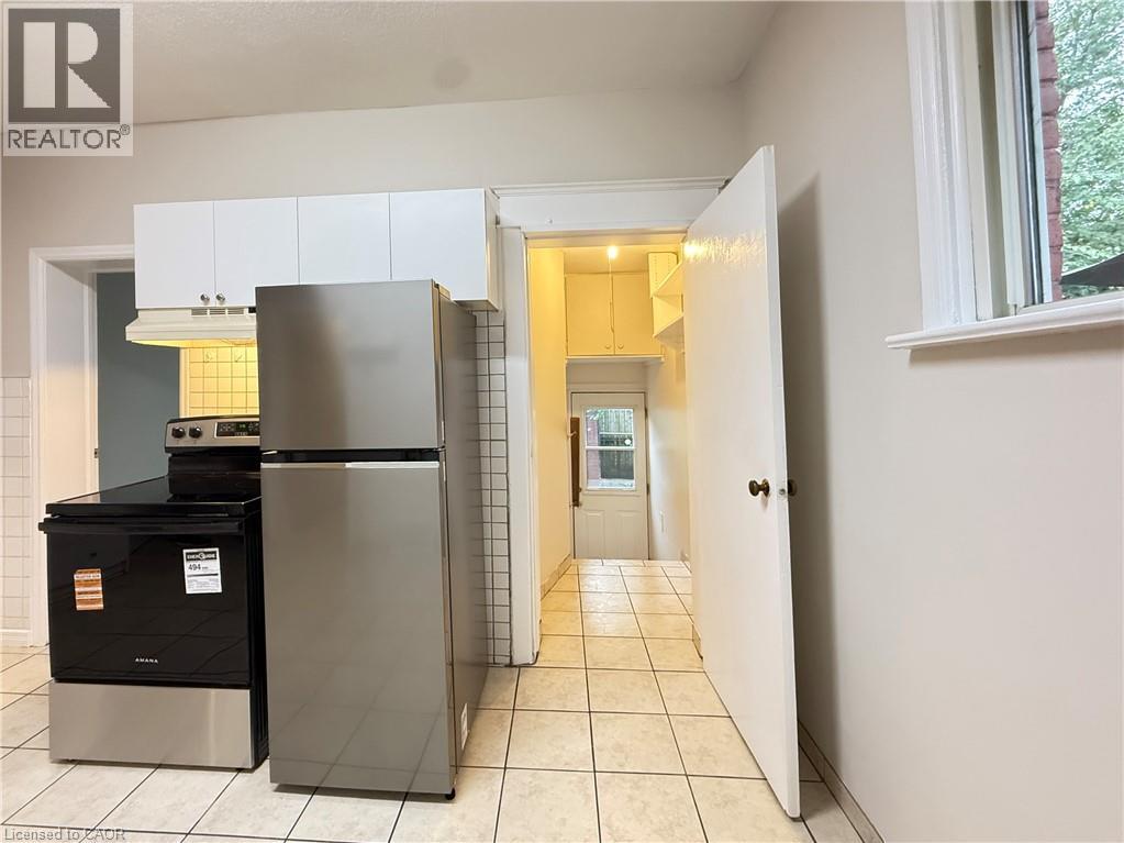24 Somerset Avenue Property Photo 11