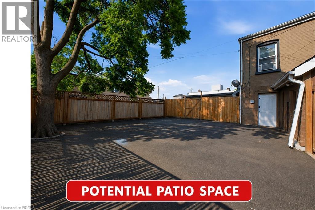 31 King Street Property Photo 15