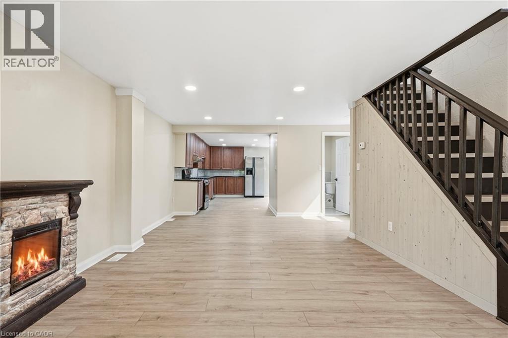 26 State Street Property Photo 8