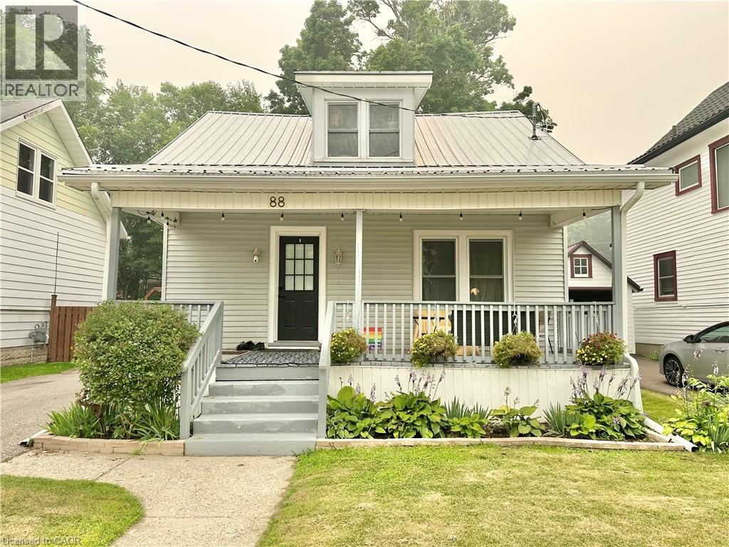88 BROOK Street Property Photo 1