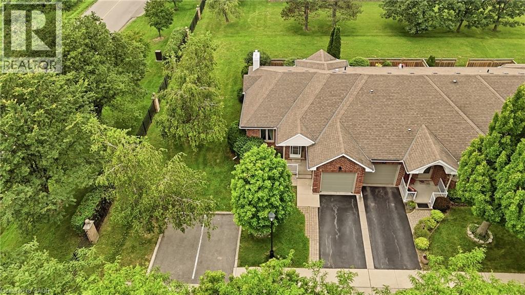 98 Sunibel Drive E Property Photo 9