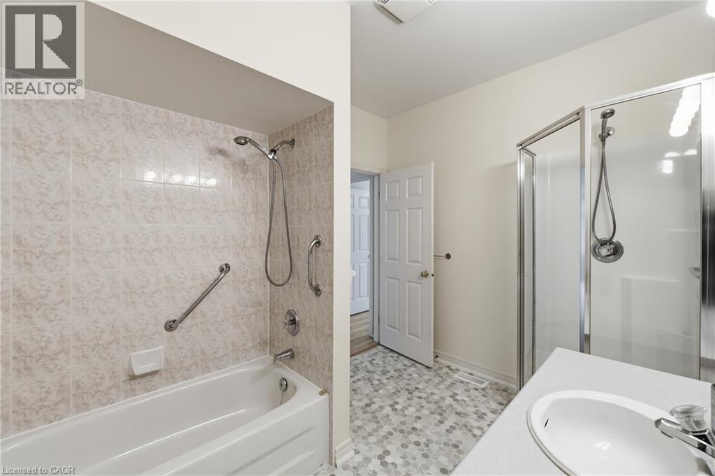 98 Sunibel Drive E Property Photo 31