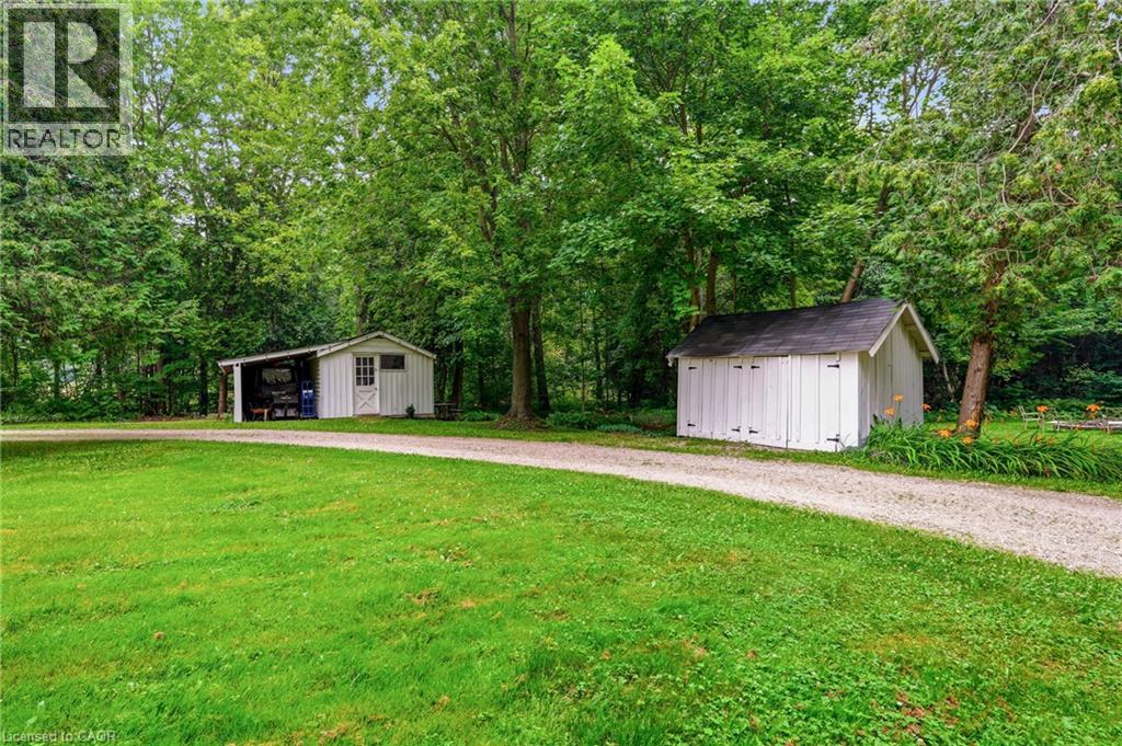 318 10th Concession Road E Property Photo 46
