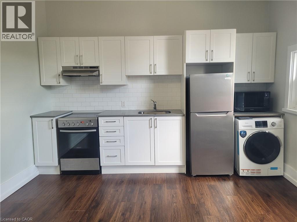 154 James Street N Unit# 4 Property Photo 1