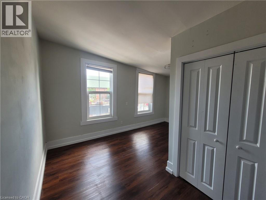 154 James Street N Unit# 4 Property Photo 6